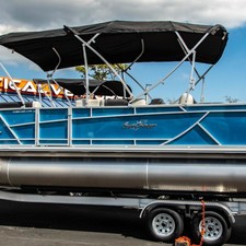 Sunchaser Boats Geneva Cruise 22 LR DH