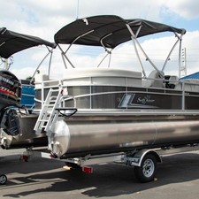 Sunchaser Boats Geneva Cruise 20 LR DH