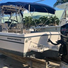 Grady-White Seafarer 228