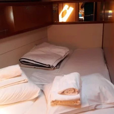 Oceanis 54