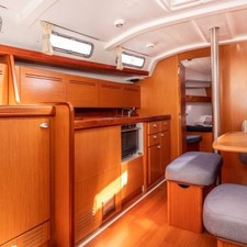 Beneteau 43