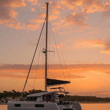 Lagoon 40 - 4 + 2 cab