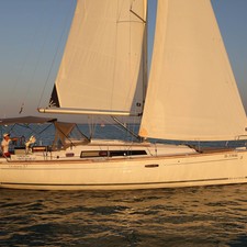 Beneteau Oceanis 37