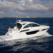 Cruisers Yachts 2024