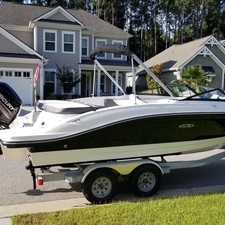 Sea Ray SPX 210 OB