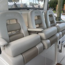 Boston Whaler 380 Outrage