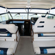 Sea ray 390 express cruiser