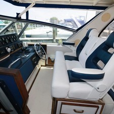 Sea ray 390 express cruiser