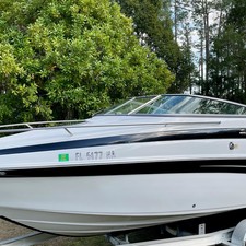 Crownline 235 CCR