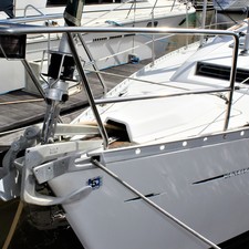 Beneteau 381