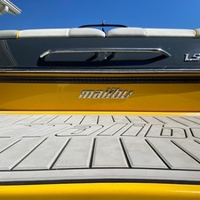 Malibu Wakesetter 23 LSV