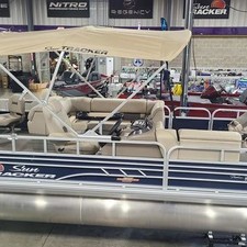 Sun Tracker Fishin Barge 20 DLX