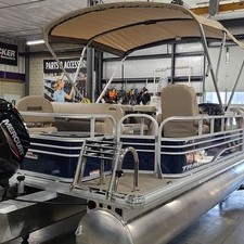 Sun Tracker Fishin Barge 20 DLX