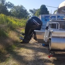 Sun Tracker SportFish 22 XP3