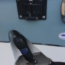 Sea Hunt Gamefish 27 With Coffin