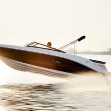 Sea ray 230 signature bowrider