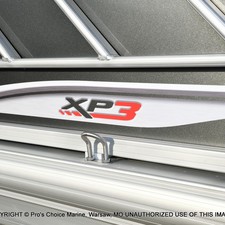 Sun Tracker Party Barge 22 XP3