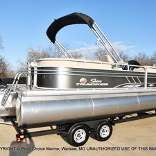 Sun Tracker Party Barge 22 XP3