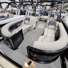 60 x 16 tri-toon passenger vessel