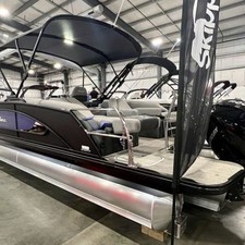 60 x 16 tri-toon passenger vessel