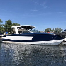 Aviara 36 Outboard