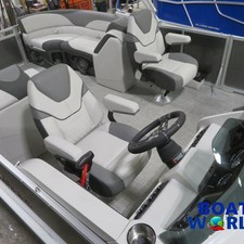 Tahoe LTZ 2385 Quad Lounger Pontoon & Honda 4-Stroke EFI