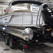 Sunchaser Boats Geneva Cruise 22 LR DH