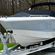 Chaparral 247 SSX