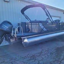 Sunchaser Boats Geneva Sport 24 LR DH Sport