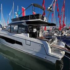 Jeanneau MERRY FISHER 1295FLY