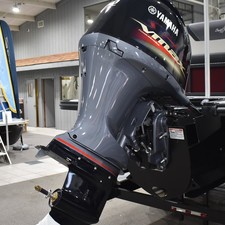 Sunchaser Boats Geneva Sport 24 LR DH Sport