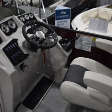 Sunchaser Boats Geneva Sport 24 LR DH Sport