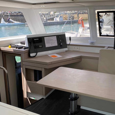 FOUTAINE PAJOT Lucia 40