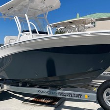 228 Sea Fox Commander