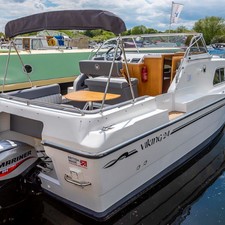 Viking 24 Hi-Line c/w Mariner 20HP