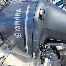 Hurricane 2410 Sundeck