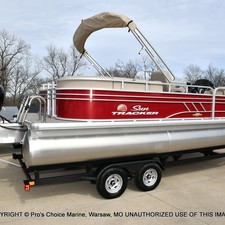 Sun Tracker Party Barge 22 DLX
