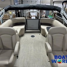 Premier Pontoons Navigator 220