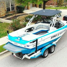 Malibu Wakesetter 23 LSV