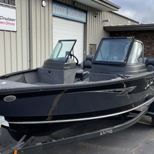 Lund Boats 1875 Impact Sport