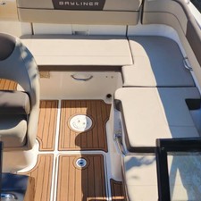 Bayliner VR5 BOWRIDER