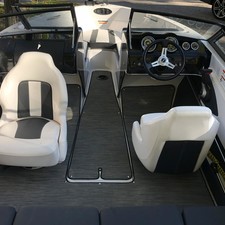 Glastron GTSF 185