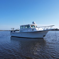 Parker 2530 Extended Sport Cabin