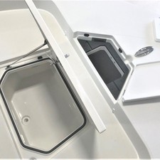 Ranger boats 2400 bay