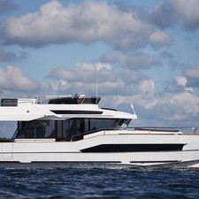 Delphia 12 Flybridge
