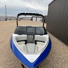 Malibu Wakesetter 23 LSV