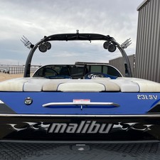 Malibu Wakesetter 23 LSV
