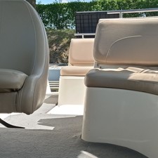 Rinker 270 Fiesta Vee