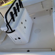 Cobia 217 center console