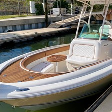 Chris-Craft Catalina 23